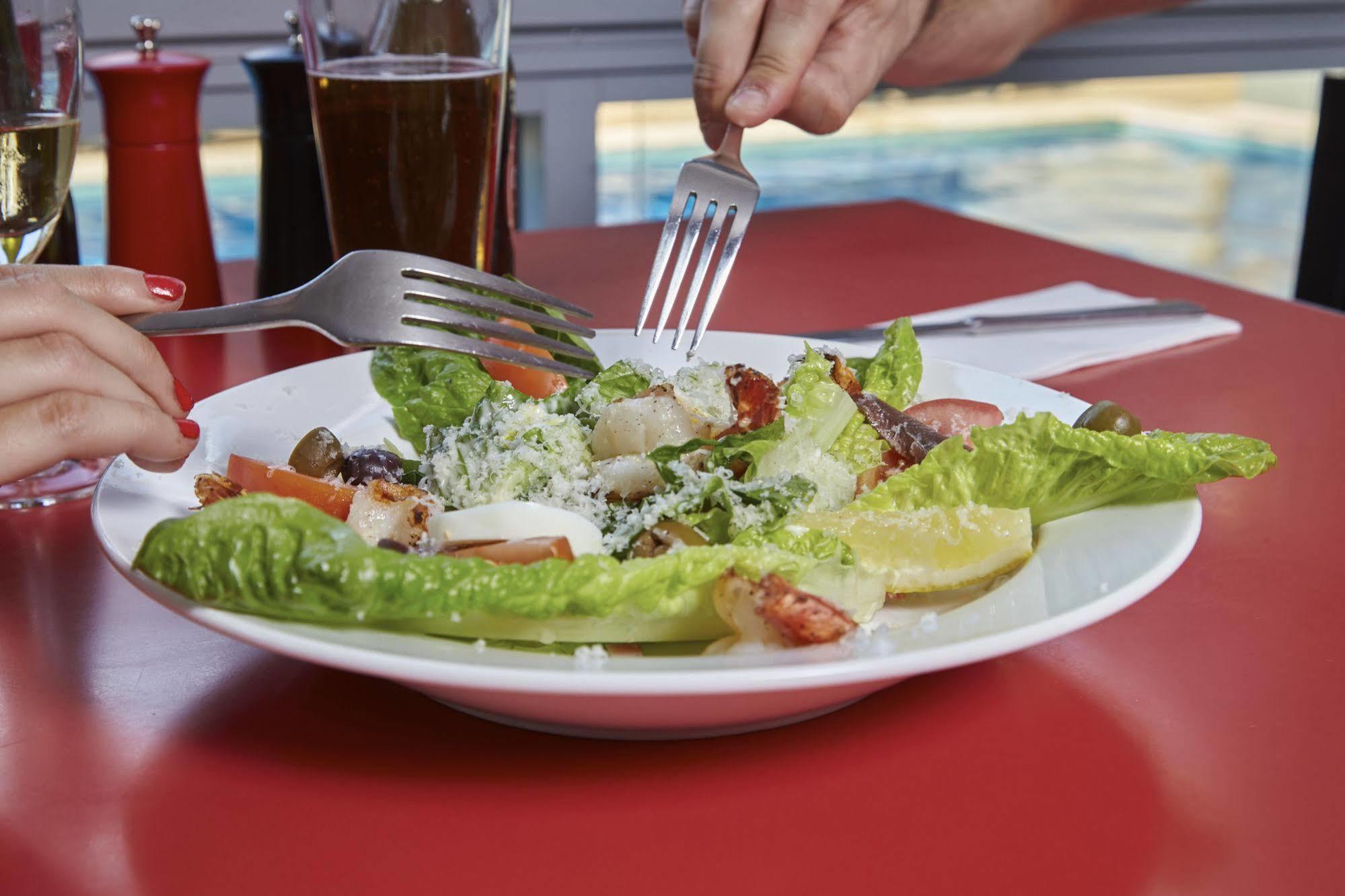 Hotel Courtyard By Marriott Darwin Esterno foto